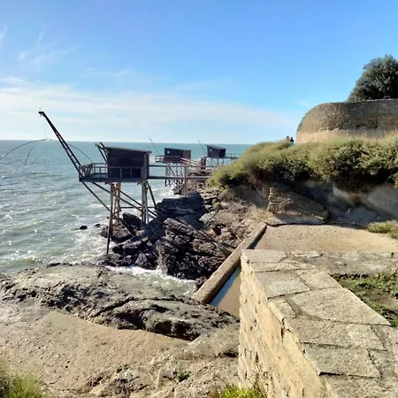 Nyaraló La Vague Abonde By Interhome